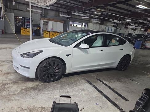 Used 2021 Tesla Model 3 Performance AWD/4WD image 3