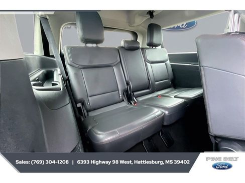 Used 2025 Ford Expedition Max Active AWD/4WD image 21