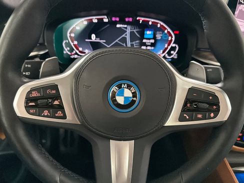 Used 2023 BMW 530e w/ M Sport Package RWD image 23