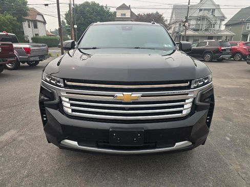 Used 2023 Chevrolet Suburban High Country AWD/4WD image 23