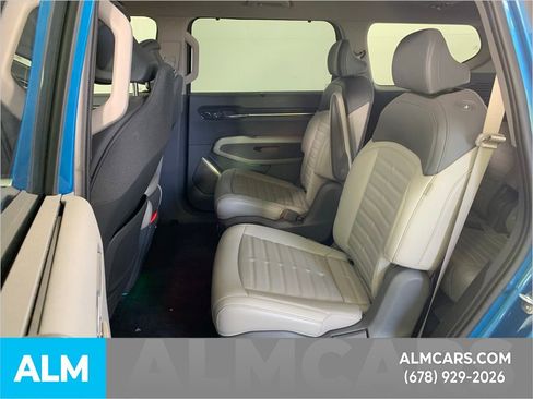 Used 2024 Kia EV9 Land image 32