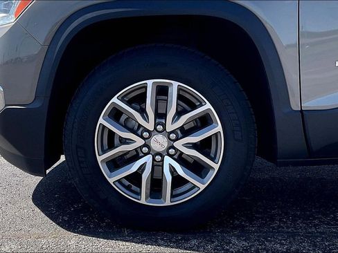 Used 2019 GMC Acadia SLE w/ Driver Alert Package I FWD image 17