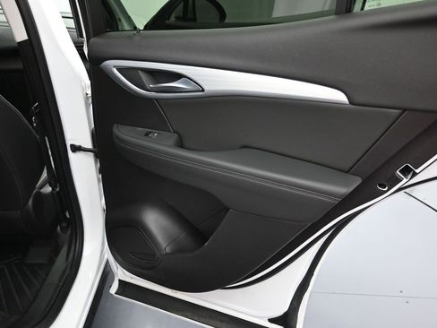 Certified 2024 Buick Envision Avenir image 35