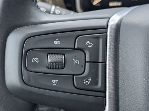 Used 2026 GMC Sierra 1500 SLT AWD/4WD image 15