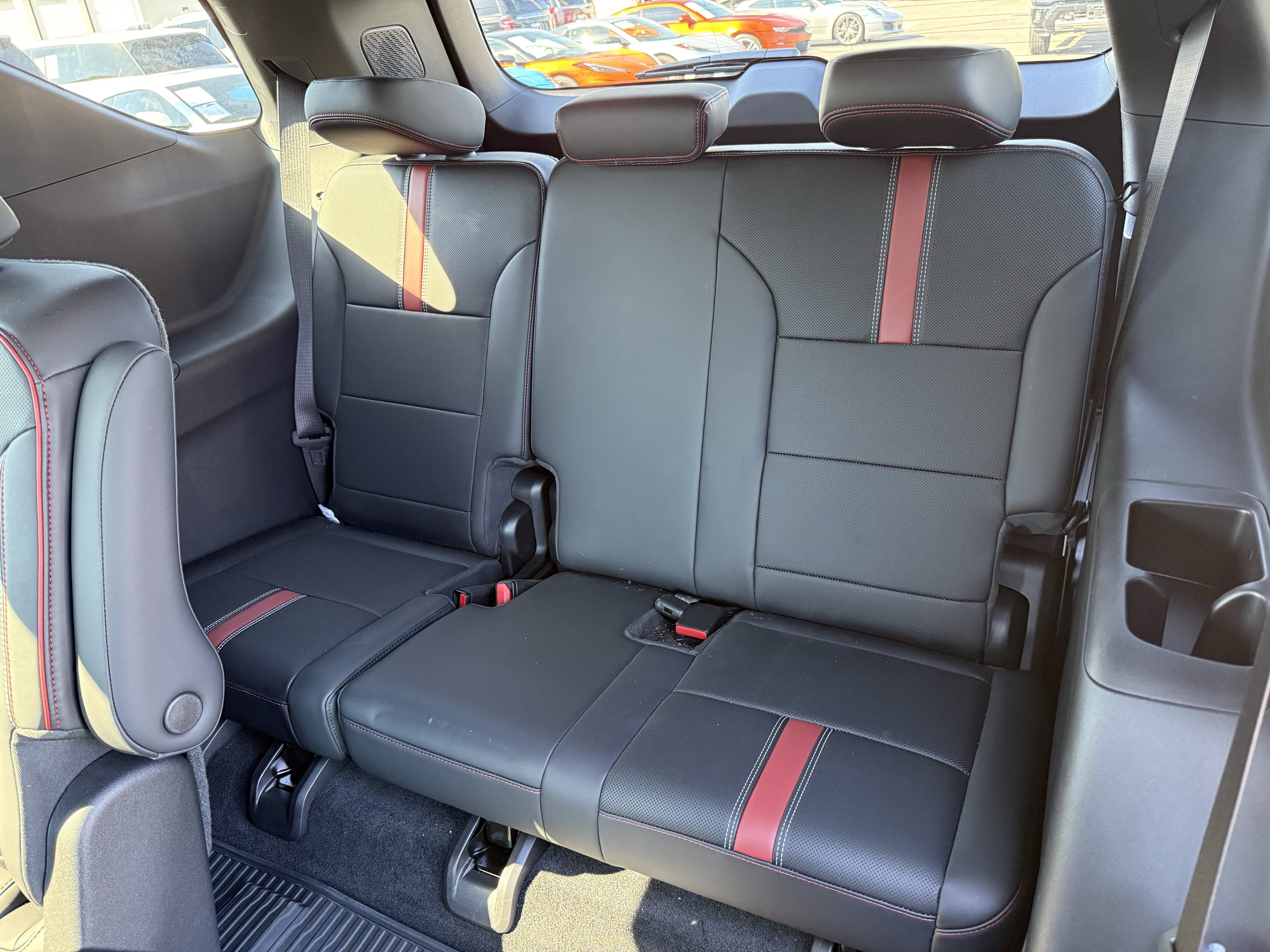 Used 2027 Chevrolet Traverse RS w/ LPO, Floor Liner Package FWD image 33