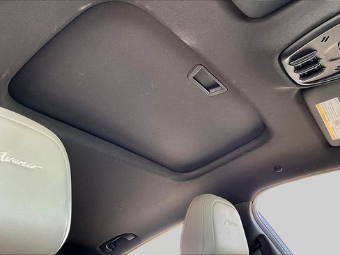 Used 2024 Buick Envista Avenir image 27