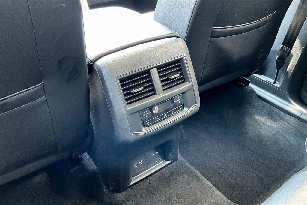 Used 2022 Volkswagen Atlas SEL AWD/4WD image 12