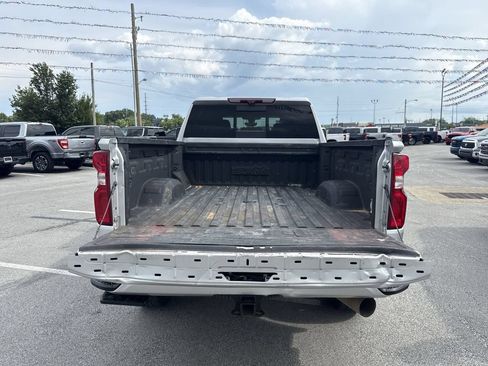 Used 2022 Chevrolet Silverado 3500 High Country w/ Z71 Off-Road Package AWD/4WD image 17