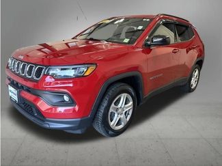 Used 2023 Jeep Compass Latitude w/ Convenience Group AWD/4WD video 1