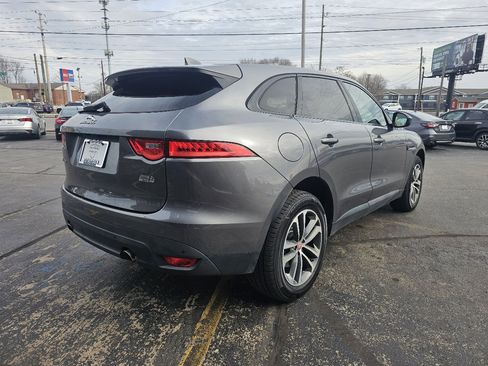 Used 2019 Jaguar F-PACE Premium image 5