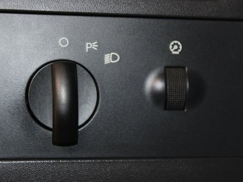 Used 2006 Ford F350 XL RWD image 28