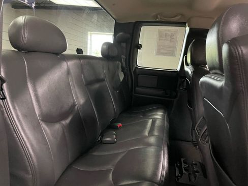 Used 2003 Chevrolet Silverado 1500 SS AWD/4WD image 25
