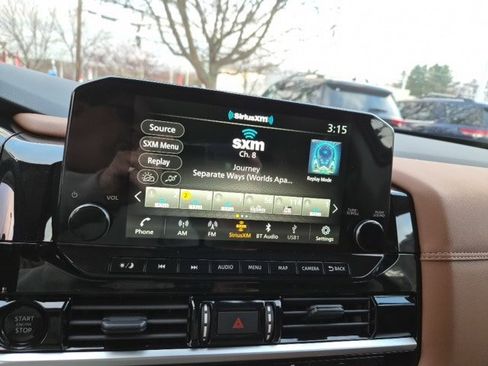 New 2025 Nissan Pathfinder Platinum image 29