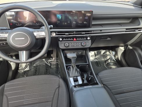 New 2026 Hyundai Santa Cruz SE FWD image 14