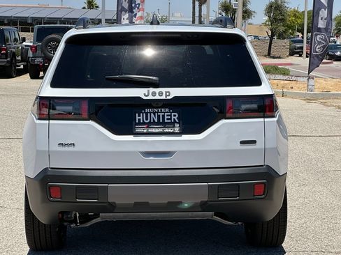 New 2026 Jeep Cherokee Overland w/ Trailer Tow Group AWD/4WD image 6