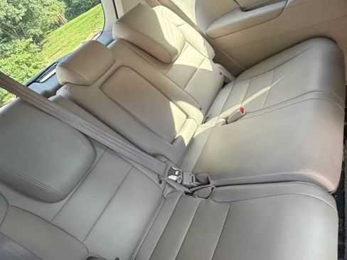 Used 2014 Honda Odyssey Touring image 9