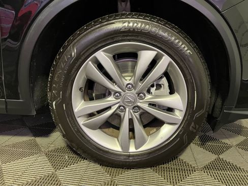 Used 2025 Acura MDX SH-AWD image 9