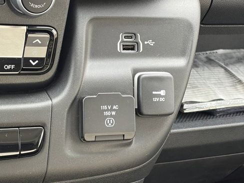 Used 2024 RAM ProMaster 3500 w/ Power Group image 22
