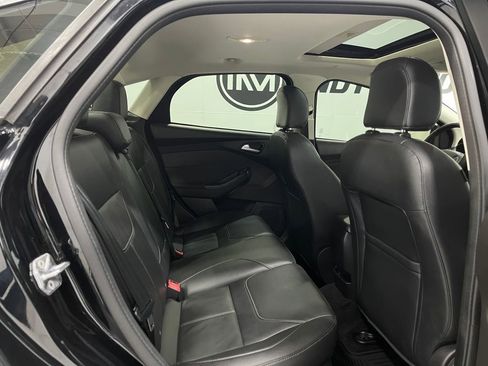 Used 2017 Ford Focus Titanium image 32