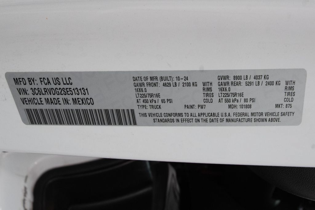 Used 2025 RAM ProMaster 2500 w/ Convenience Group FWD image 25