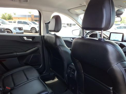 Certified 2022 Ford Escape SEL FWD image 13