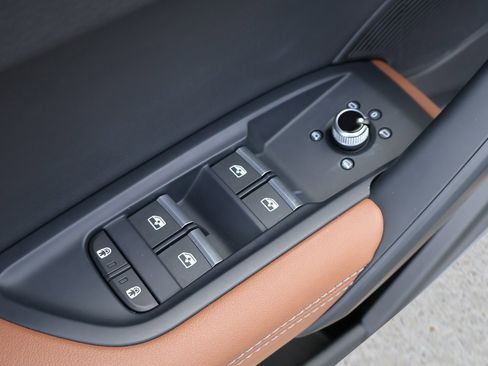 Used 2023 Audi Q5 2.0T Premium Plus w/ Premium Plus Package image 13