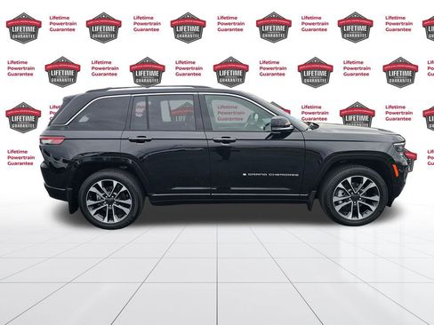 Used 2023 Jeep Grand Cherokee Overland w/ Adv Protech Group III image 6
