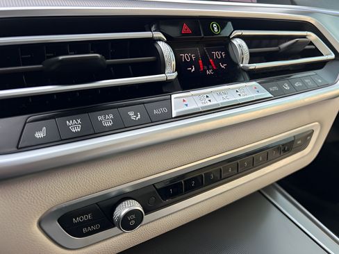 Used 2019 BMW X5 xDrive40i w/ Convenience Package AWD/4WD image 56