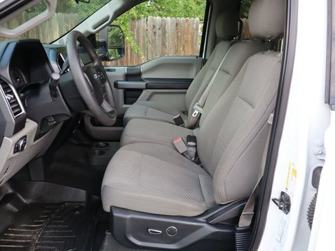 Used 2017 Ford F250 XLT w/ XLT Value Package AWD/4WD image 19