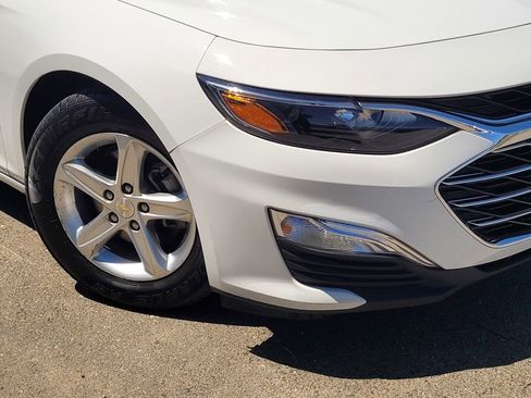 Used 2023 Chevrolet Malibu LS image 13