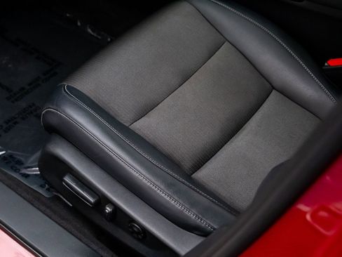 Used 2018 Honda Accord Sport image 14