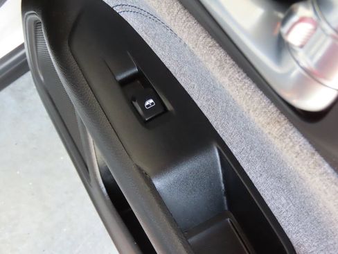 Used 2023 Jeep Compass Sport AWD/4WD image 30