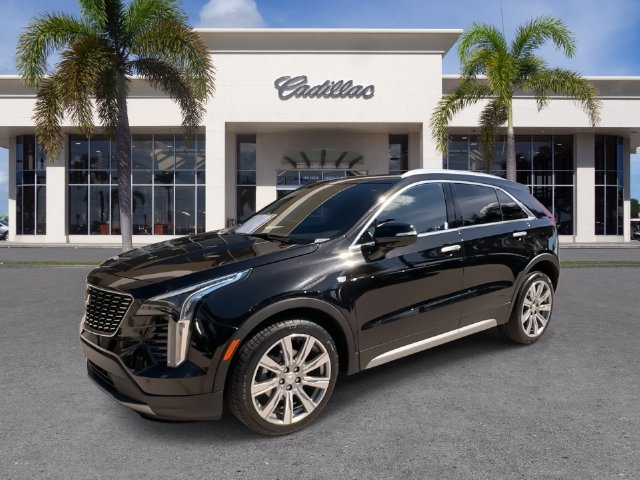 Certified 2023 Cadillac XT4 Premium Luxury w/ Driver Assist Package FWD image 6