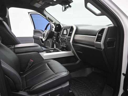 Certified 2021 Ford F250 Lariat w/ Lariat Value Package image 24