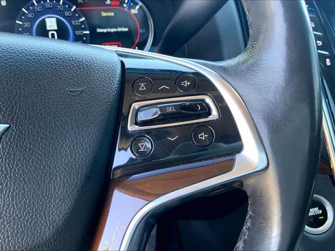 Used 2019 Cadillac Escalade Premium Luxury AWD/4WD image 25