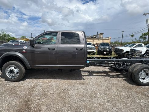 New 2026 RAM 5500 Tradesman w/ Chrome Appearance Group image 8