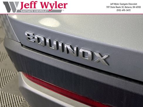 New 2026 Chevrolet Equinox LT FWD image 34
