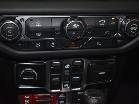 Used 2026 Jeep Gladiator Rubicon AWD/4WD image 20