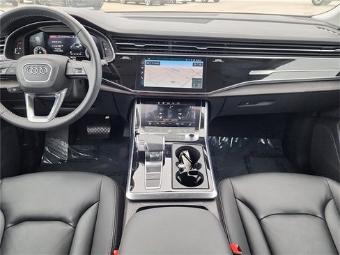 Certified 2023 Audi Q8 Premium image 12