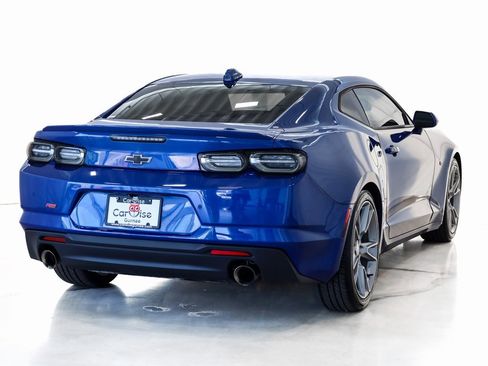 Used 2022 Chevrolet Camaro LT w/ RS Package image 5