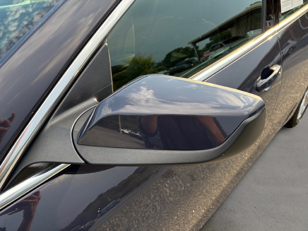 Used 2025 Chevrolet Malibu LT FWD image 11
