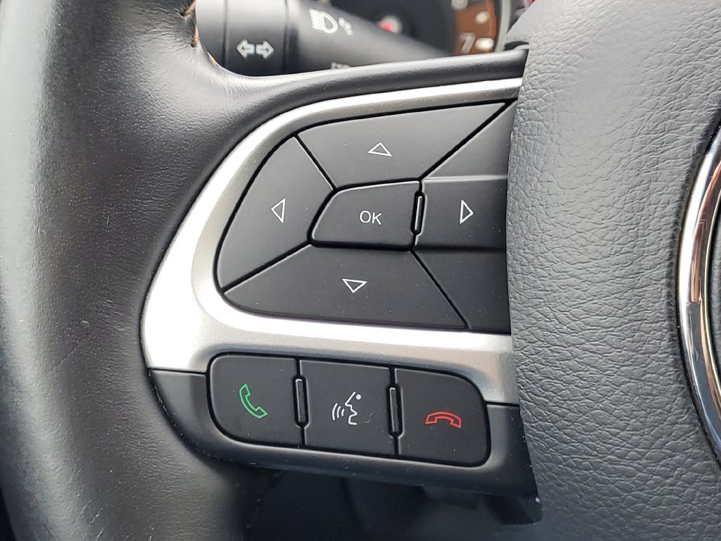 Used 2019 Jeep Compass Limited AWD/4WD image 24
