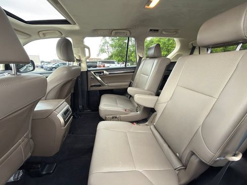 Used 2021 Lexus GX 460 Premium AWD/4WD image 14