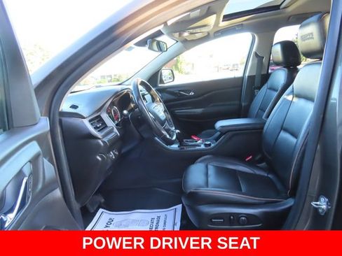 Used 2019 GMC Acadia SLT AWD/4WD image 19