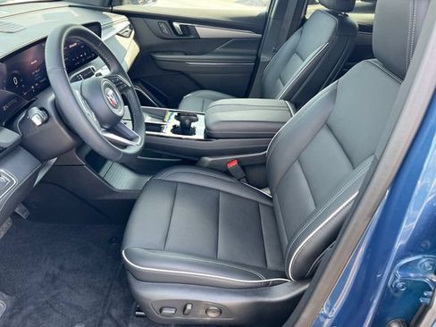 Certified 2025 Buick Enclave Preferred FWD image 10
