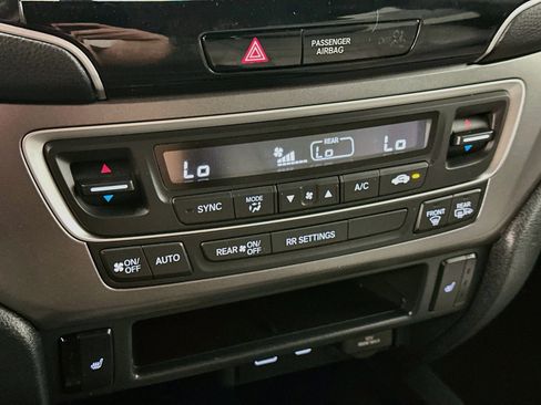 Used 2024 Honda Passport EX-L image 23