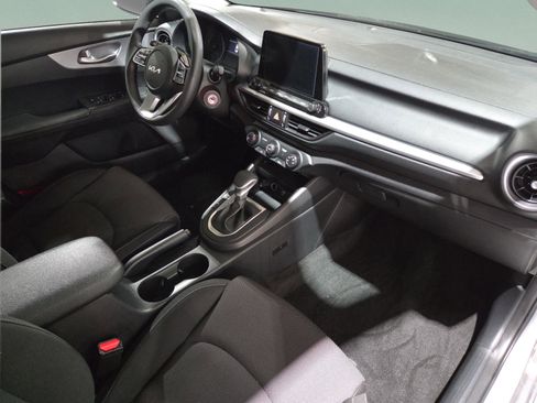 Used 2024 Kia Forte LXS image 29