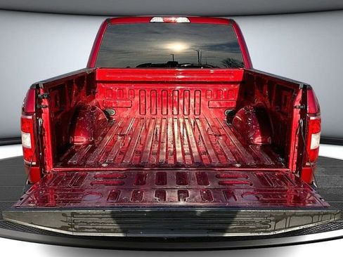 Used 2019 Ford F150 XLT w/ Equipment Group 302A Luxury image 7