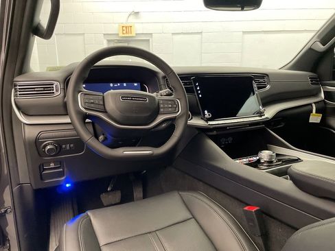 New 2026 Jeep Grand Wagoneer 2WD image 12