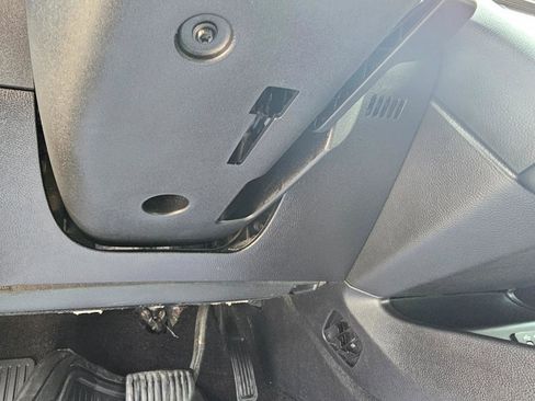 Used 2020 Ford Fusion SE w/ Equipment Group 151A FWD image 33
